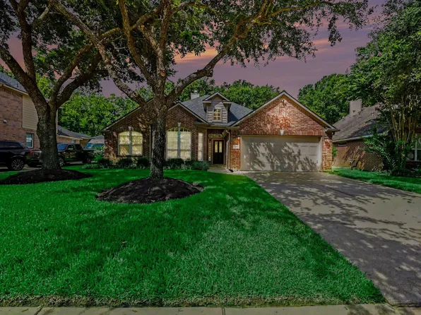 2418 Blue Water Bay Dr, Katy, TX 77494