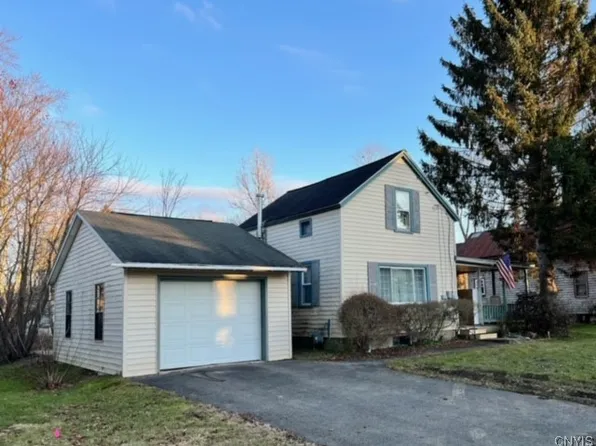 11 Park Ave, Homer, NY 13077