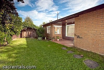 Beautiful PRIVATE yard
