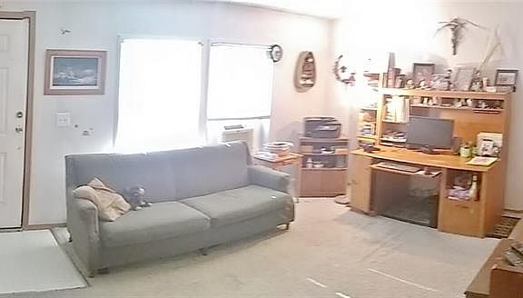 5th image of 1051 Lakehurst Dr