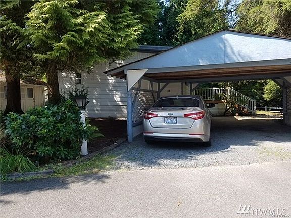2nd image of 17410 87th Ave Se Ave SE #33