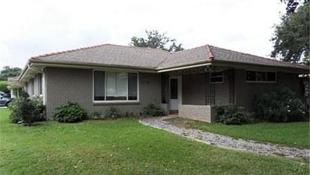 1st image of 5500 Charlotte Dr