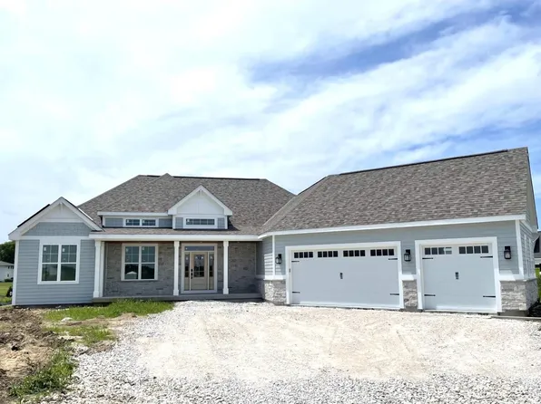 W358N6309 Ennis ROAD, Oconomowoc, WI 53066