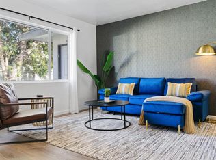 1015 Hornblend St, San Diego, CA 92109