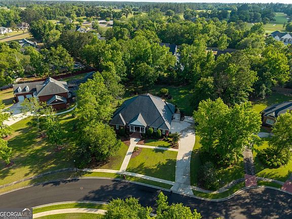 3rd image of 4305 Fouracre Pl