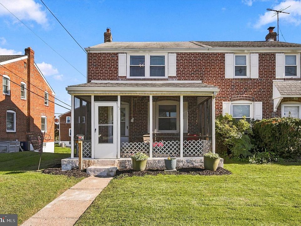1st image of 2144 Academy Ave