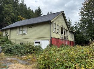 10667 Cedar Dr, Cowichan Valley, BC V0R3E1