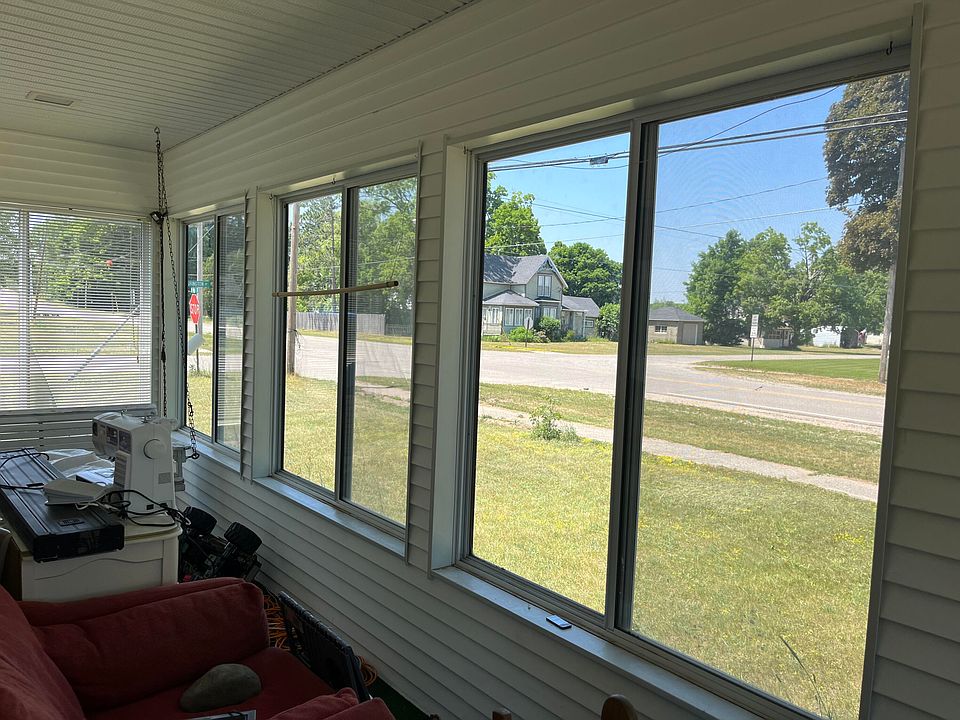 410 W Main St, Vanderbilt, MI 49795 Zillow