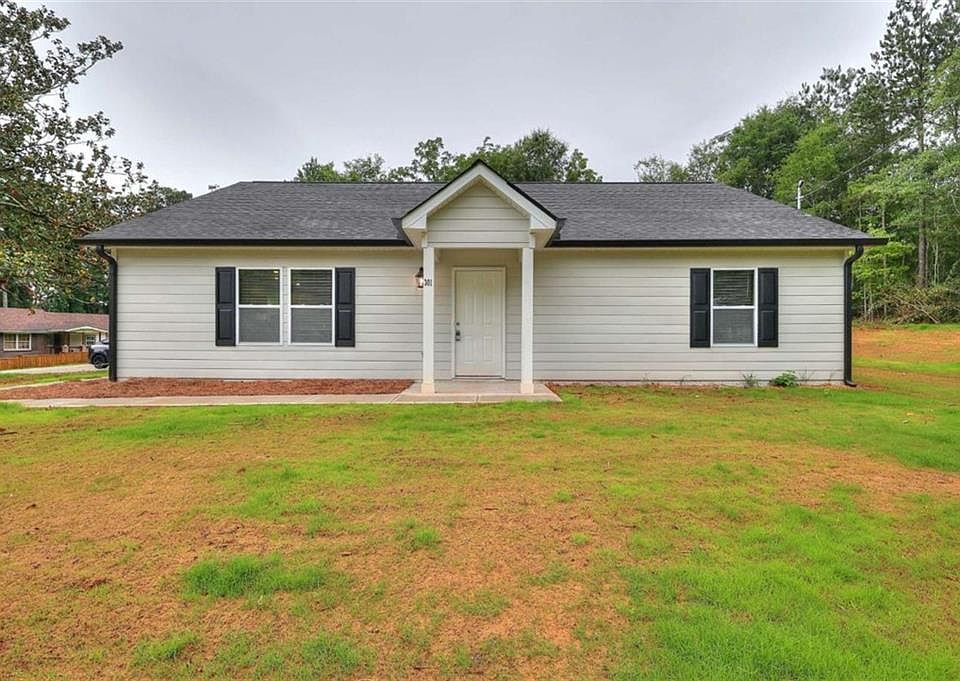 1st image of 301 Carwood Dr
