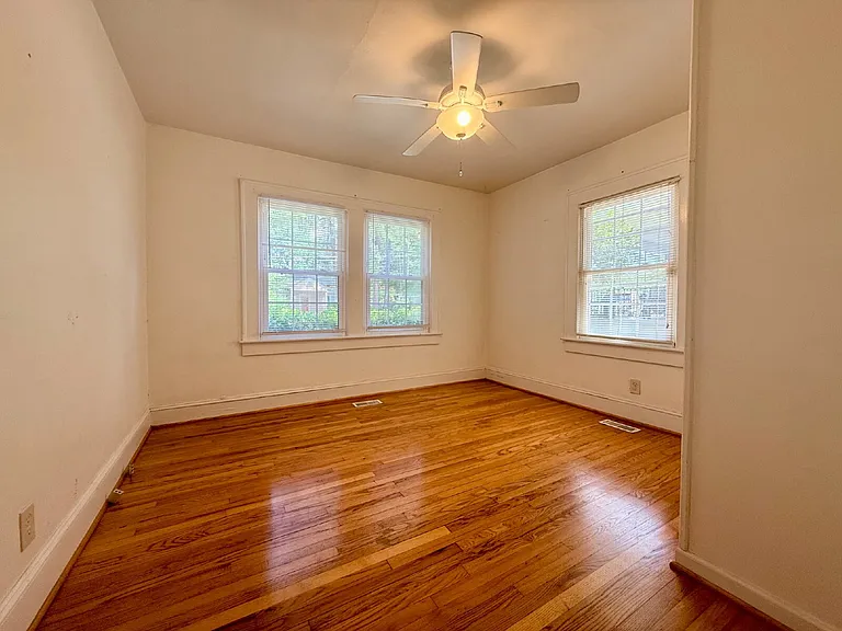 611 Greenland Dr — Photo 11
