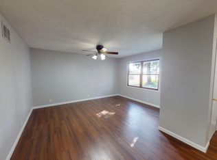 142 E Lincoln Hwy #1, Waterman, IL 60556