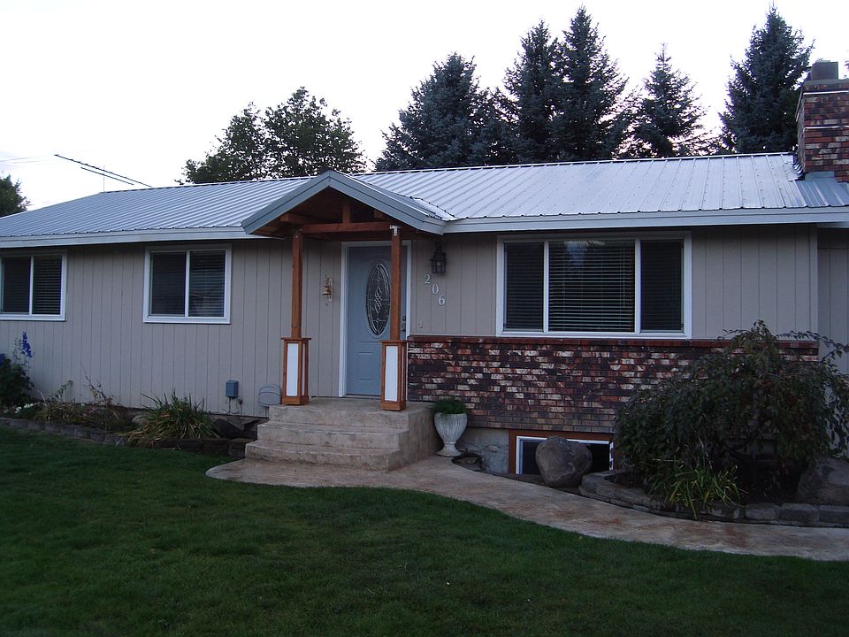 1st image of 206 S Idaho St