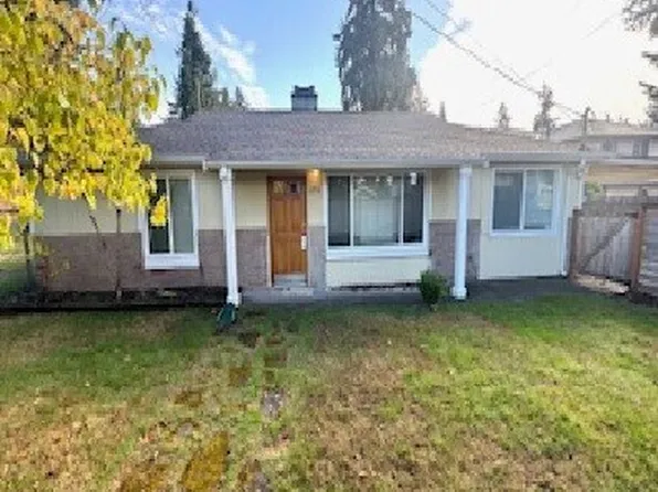 17554 Fremont Avenue N, Shoreline, WA 98133