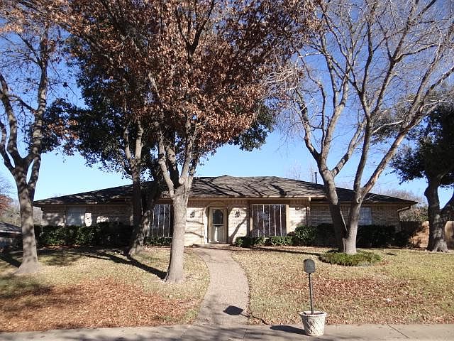 1st image of 337 Squirebrook Dr