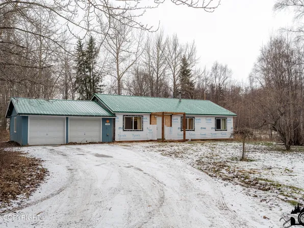 1300 S Bodenburg Loop, Palmer, AK 99645