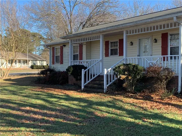 201 Knollwood Dr, Anderson, SC 29625