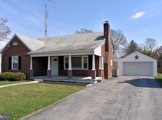918 S 4th St, Chambersburg, PA