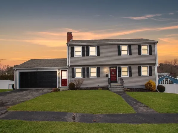 1 Edythe Ln, Peabody, MA 01960