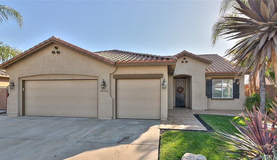 1st image of 29110 Woodbine Ln