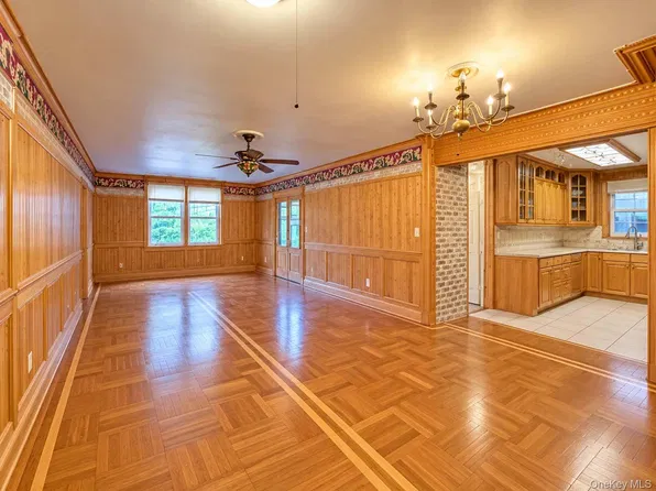 42-95 Main Street #2B, Flushing, NY 11354