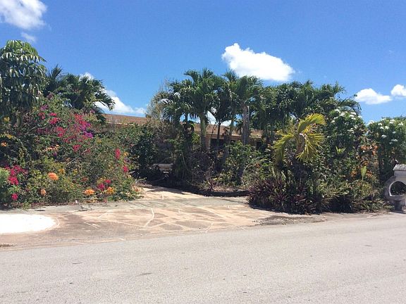 3rd image of 4932 NW 179th Ter