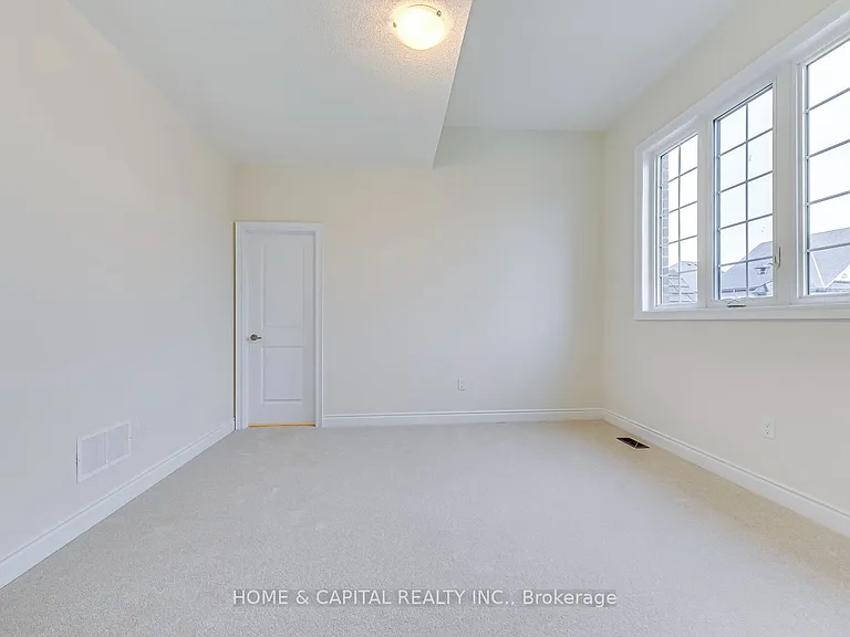 59 William Crawley Way — Photo 27
