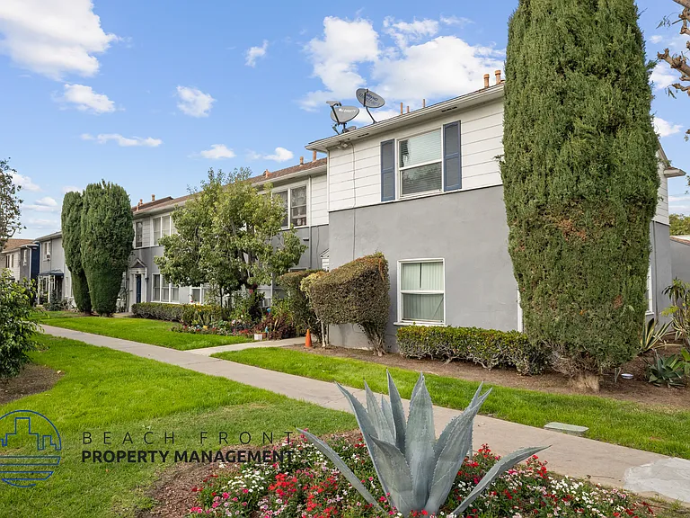1604-1608 Parton Street — Photo 12