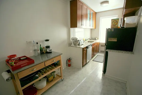 Rented by Oxford Property Group | media 14