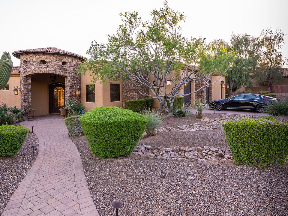 1st image of 3240 N Ladera Cir