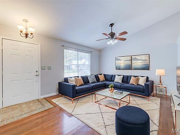 2nd image of 12 Redhead Ln
