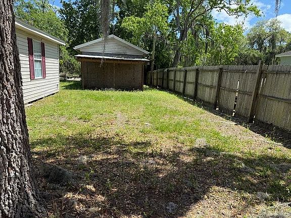 5th image of 84 Henry Ave