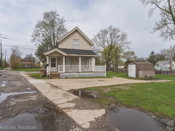 212 Sanderson Ave, Pontiac, MI 48341