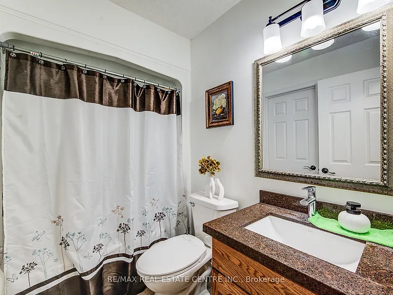 16 Paulstown Cres — Photo 10
