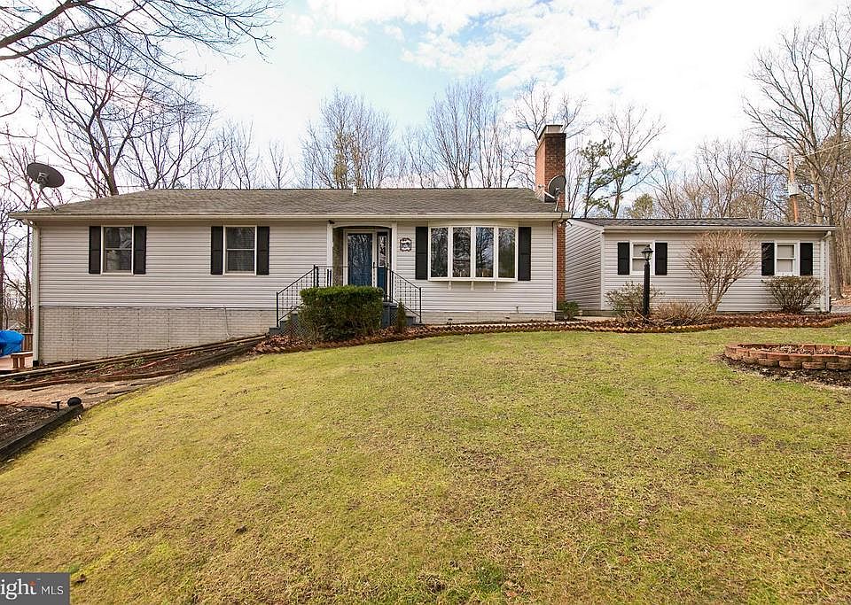 1st image of 524 Panther Dr