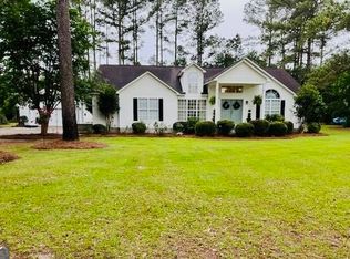 831 Tanglewood Cir, Dublin, GA 31021