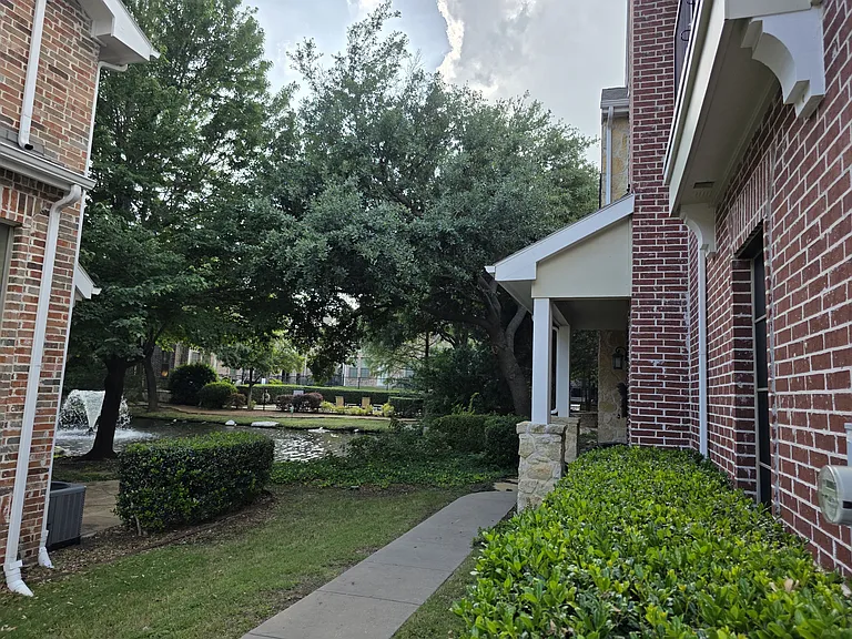 2101 Lucerne Cv — Photo 7
