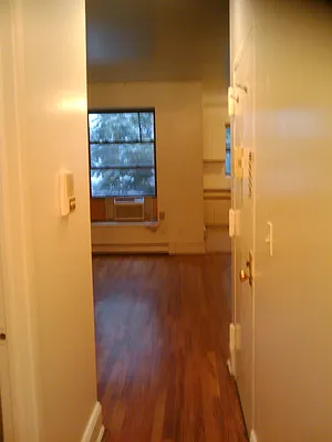 Rented by RC Realty Group of New York Inc | media 25