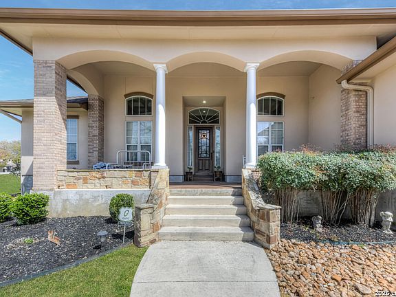 3rd image of 115 Treeline