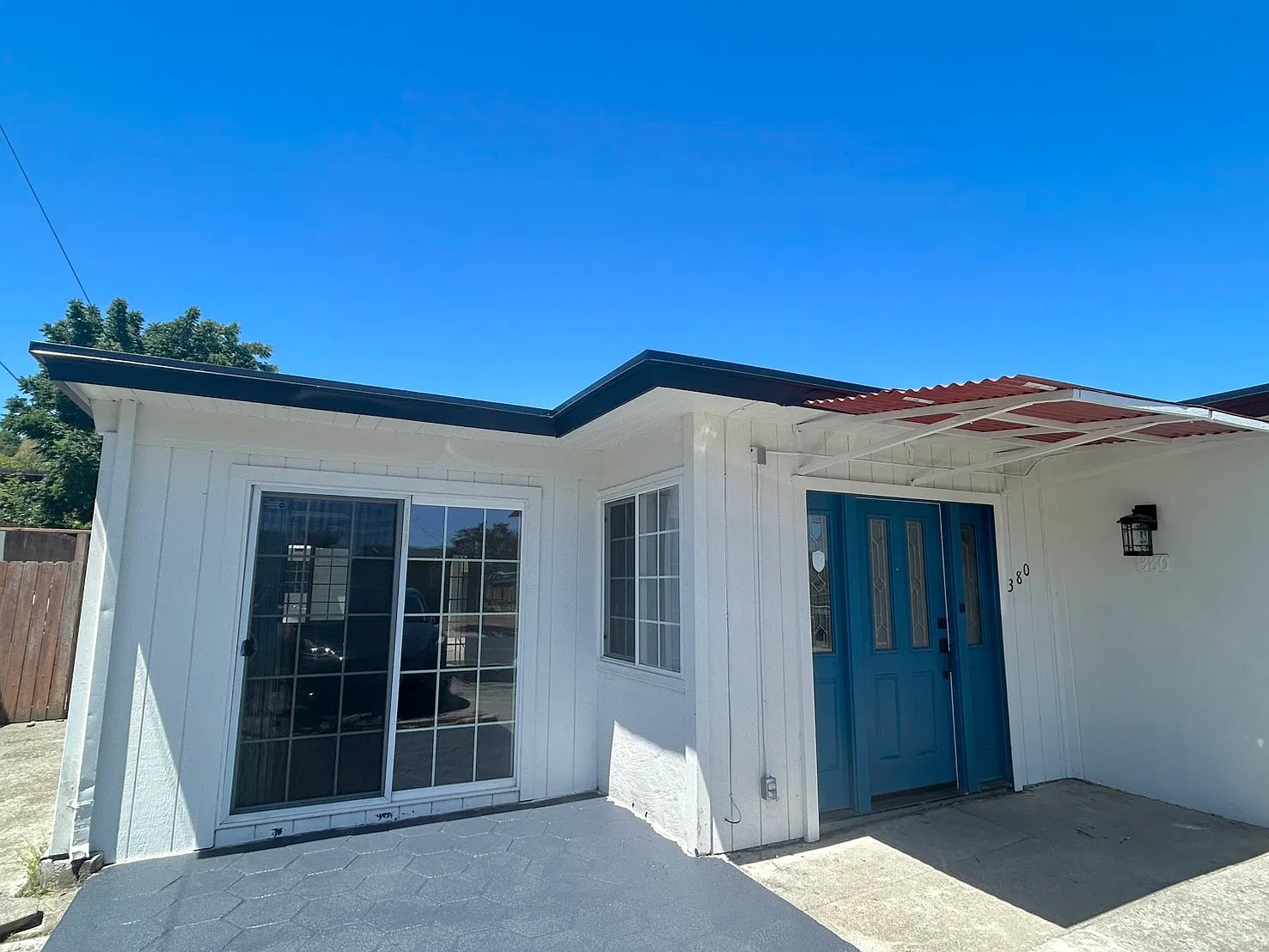 4 bed, 1700 sqft, $3,900 — Photo 2