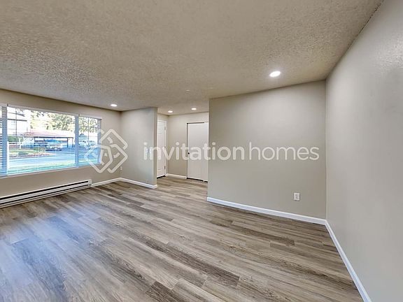 4th image of 20604 52nd Avenue Ct E