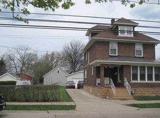 918 E 32nd St, Erie, PA 16504