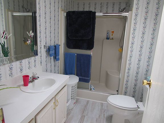 5th image of 19729 Charleston Cir