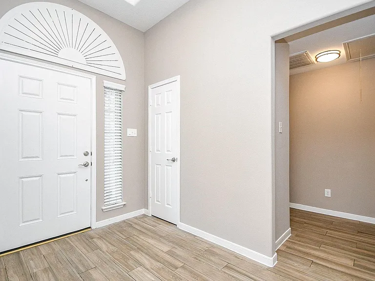 4915 Ibis Lake Ct — Photo 5