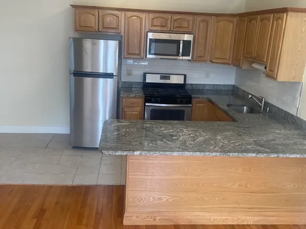 426 Beech St APT 3B, Kearny, NJ 07032