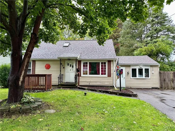 608 Church St, North Syracuse, NY 13212
