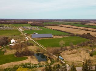 15860 Loyalist Pkwy, Prince Edward County, ON K0K1G0