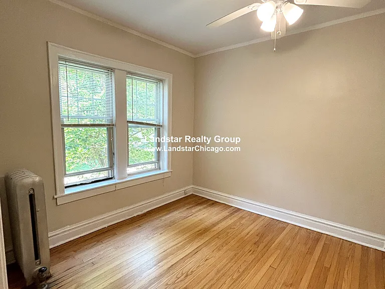910 Reba Pl #2N — Photo 9