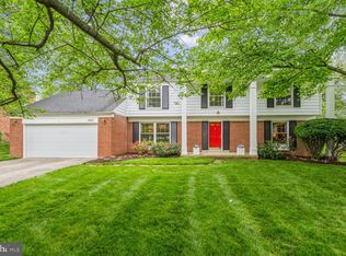 11133 Hunt Club Dr, Rockville, MD 20854