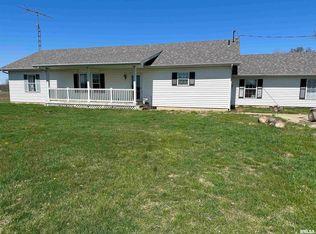 1987 Walnut Hill Rd, Walnut Hill, IL 62893