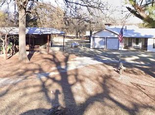100948 S Rambling Oaks Dr, Meeker, OK 74855